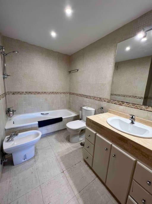 Ferienhaus Casa Con Piscina En El Centro De Marbella. Marbella